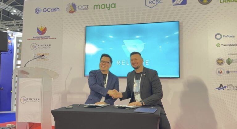 Tarakabayan MOU at Singapore Fintech Festival
